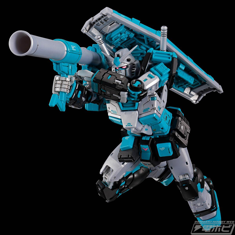 初音ミクをイメージした「RG RX-78-2 ガンダム Ver.2.0」と「RG MS-06S